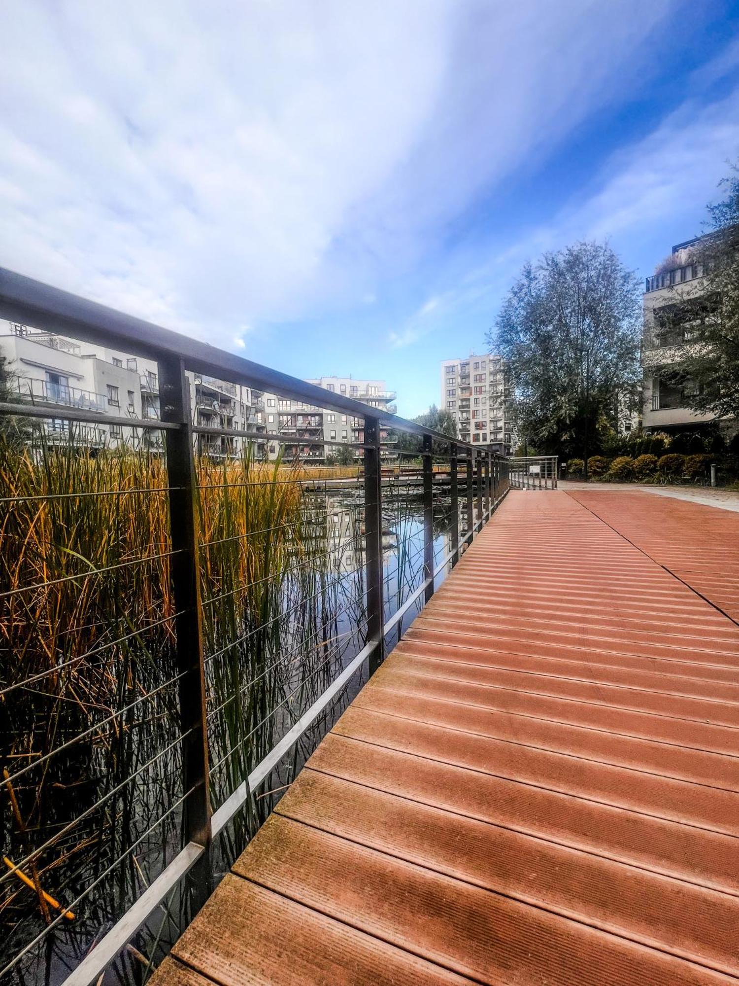 Lake Park Apartament With Free Parking Airport Netflix Apartment Warsaw Exterior photo